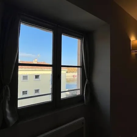 Vue Rhone & Serenite Apartment *