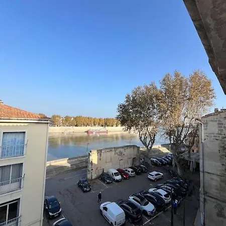 Apartment Vue Rhone & Serenite *